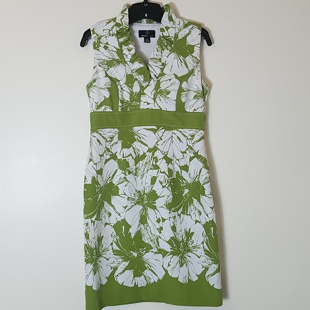 Ronni Nicole green and white flower print …